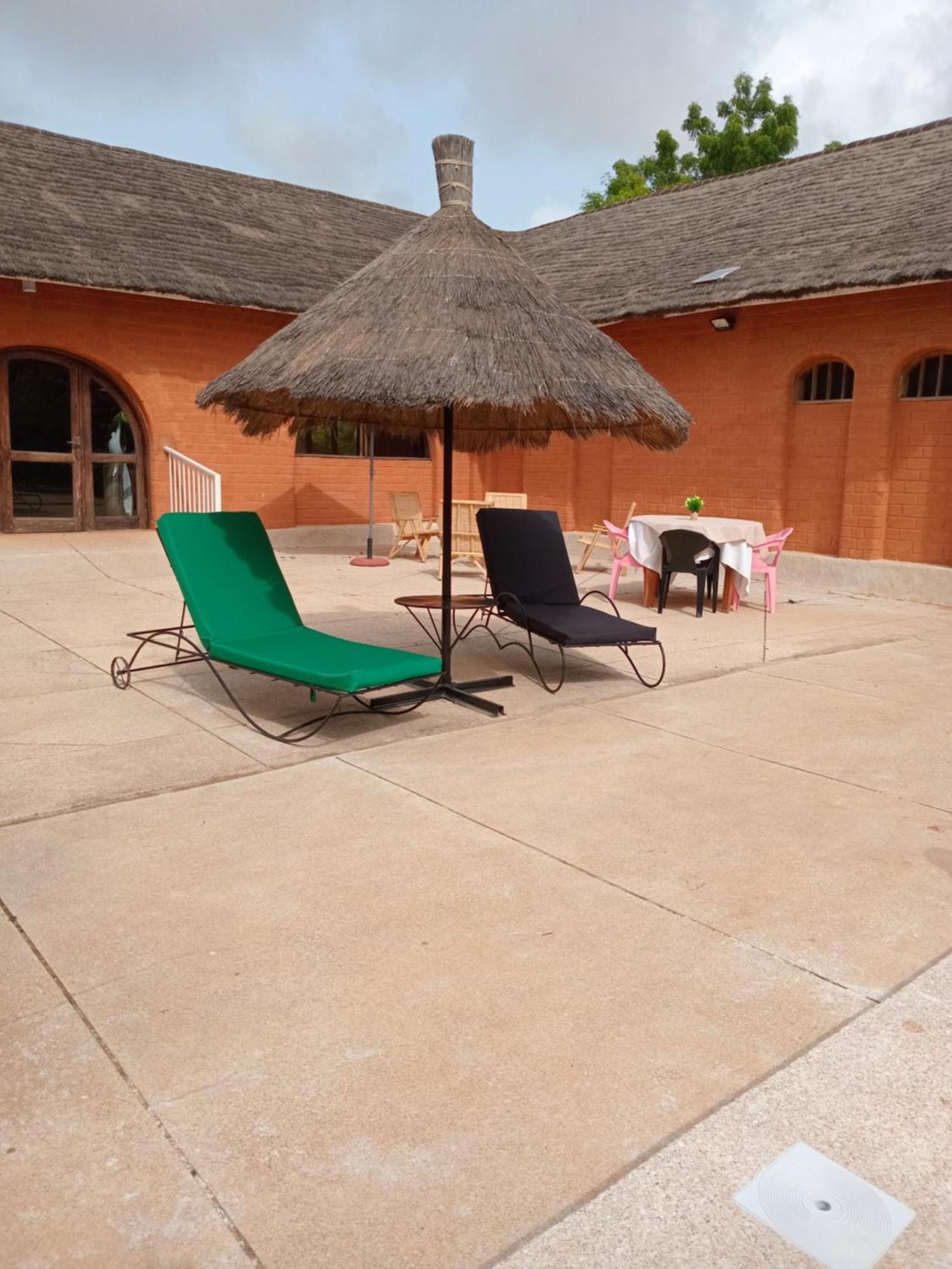 Baobab Lodge Fadial Esterno foto