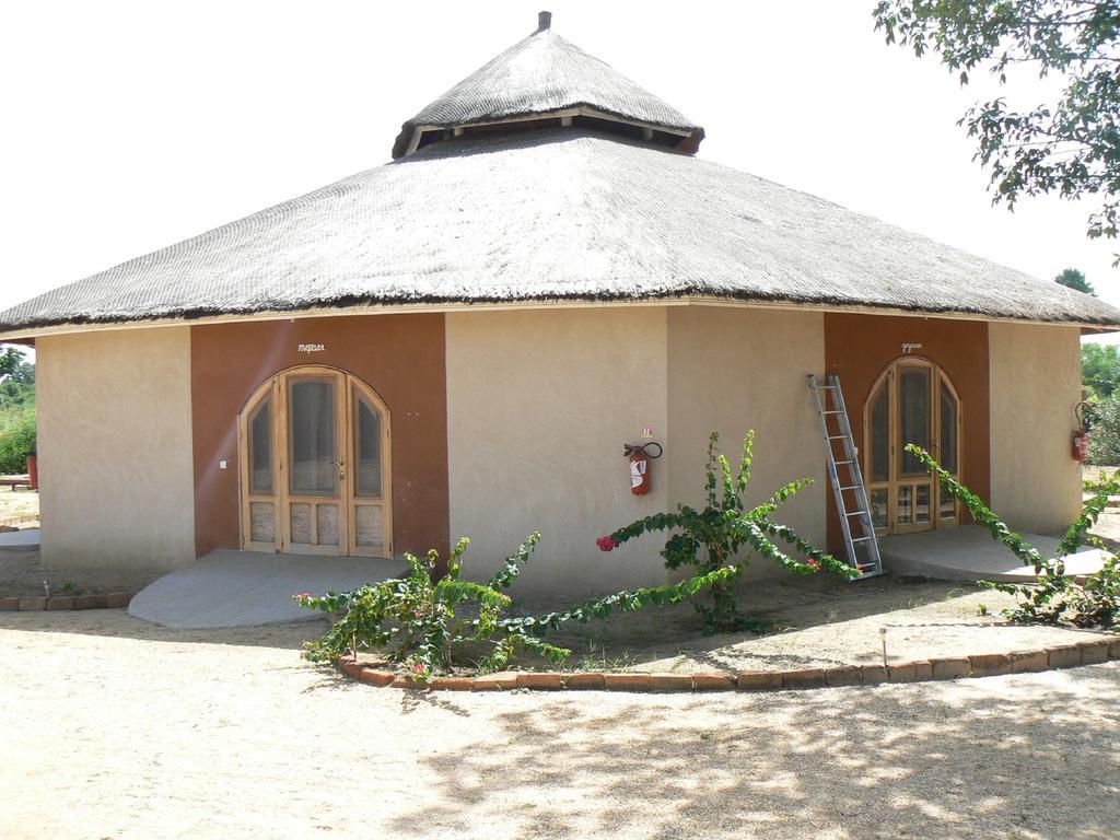 Baobab Lodge Fadial Esterno foto